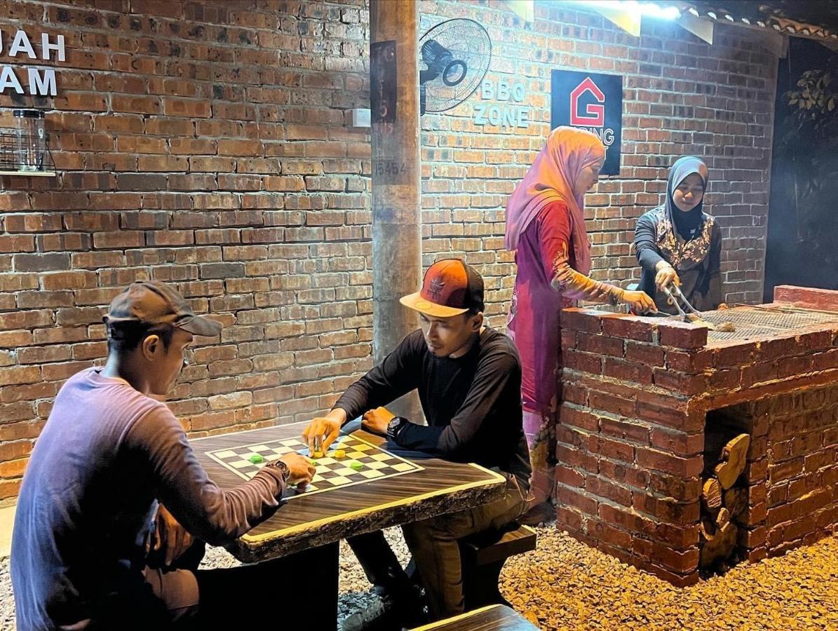 Gading Chalet Kuala Terengganu Exteriör bild
