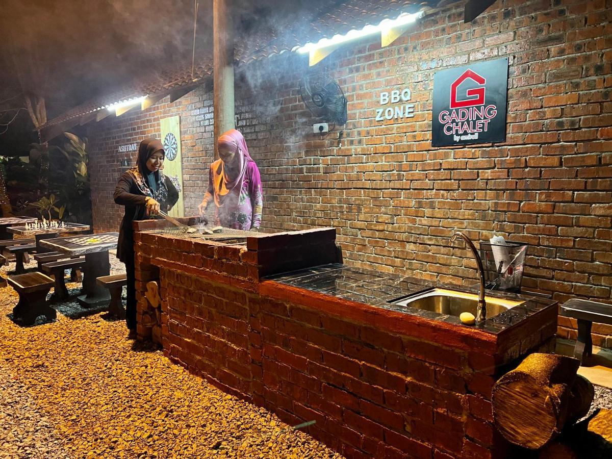 Gading Chalet Kuala Terengganu Exteriör bild