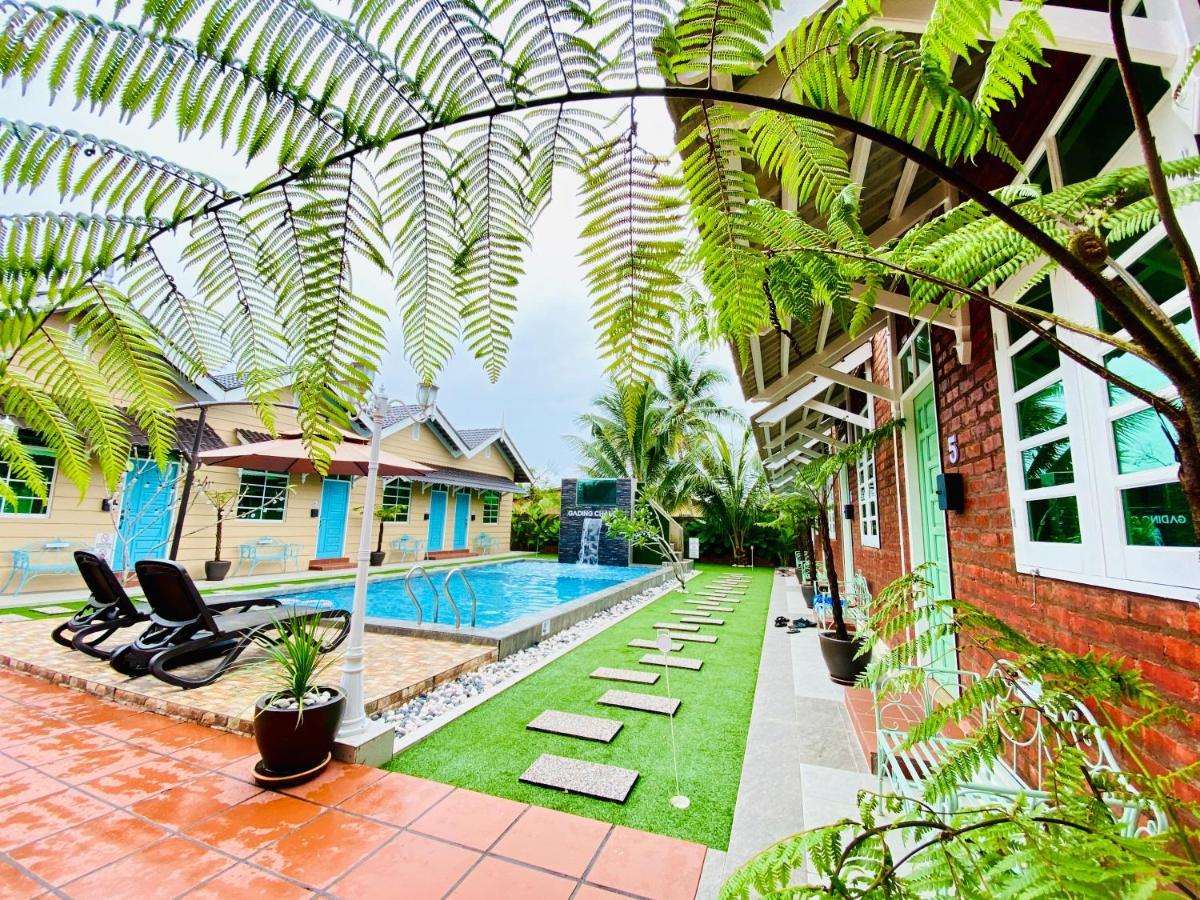 Gading Chalet Kuala Terengganu Exteriör bild