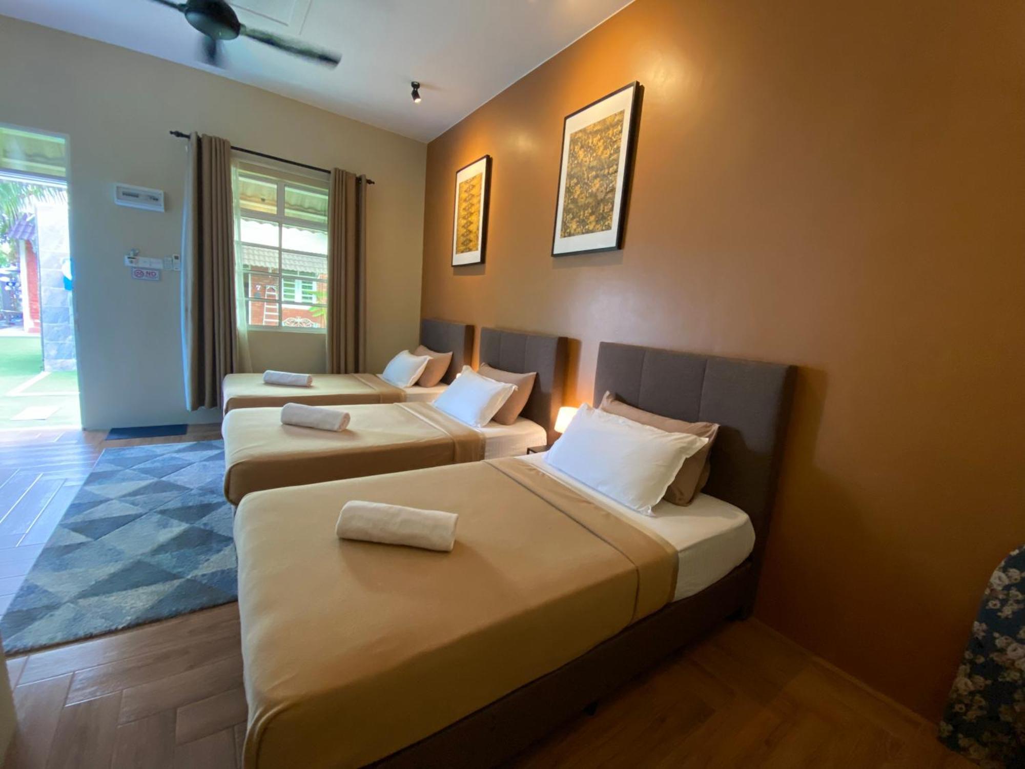 Gading Chalet Kuala Terengganu Exteriör bild